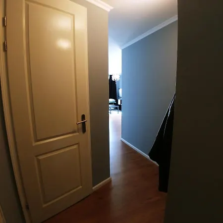 Rkh *
